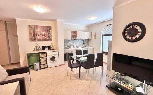 Трёхкомнатная квартира с двумя санузлами, Солнечный берег ID: 93389