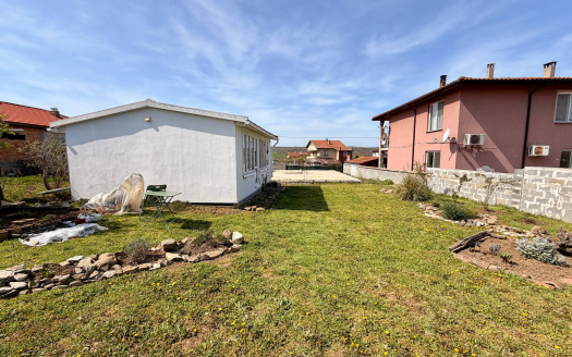 Участок с домом в селе Порой ID: 92265