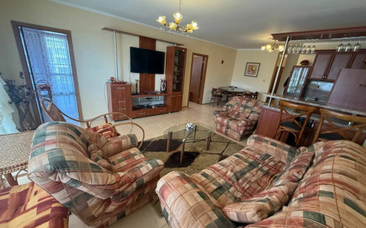 Трёхкомнатная квартира с двумя санузлами, Солнечный Берег ID: 91073