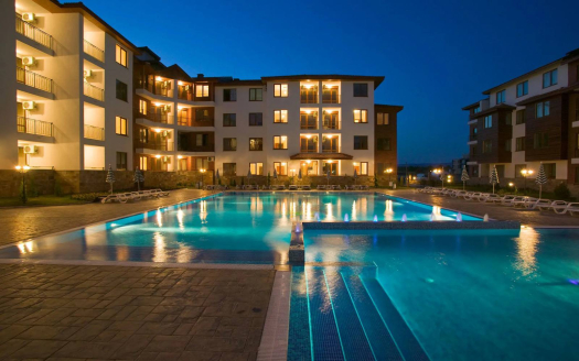 Трёхкомнатная квартира с бассейном в Равде ID: 91156