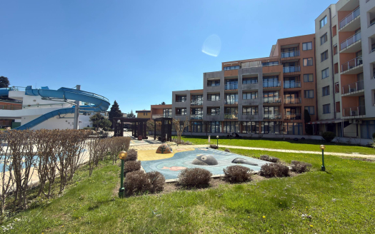 Двухкомнатная квартира с видом на бассейн в Солнечном Береге ID: 90742