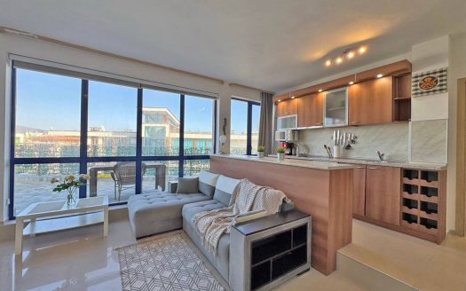 Двухкомнатная квартира с террасой в Villa Discovery, Солнечный Берег ID: 97649