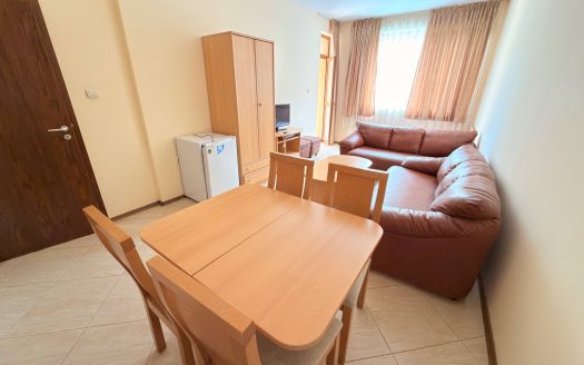 Квартира с видом на бассейн в Sunny Sea Palace, Солнечный берег ID: 96627