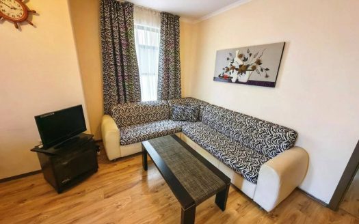 Двокімнатна квартира з видом на басейн у Tony House ID: 94394