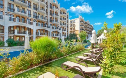 Трёхкомнатная квартира с видом на бассейн в Harmony Suites 11 ID: 96999