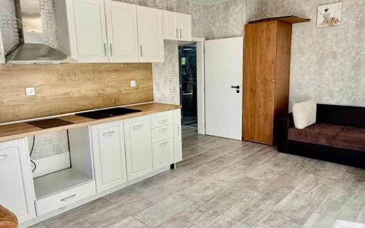 2-комнатная квартира на первой линии в Skarabey Sea View, Бургас ID: 103158