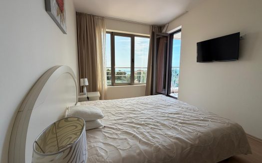 Трёхкомнатная квартира с видом на море в Peter House ID: 99637