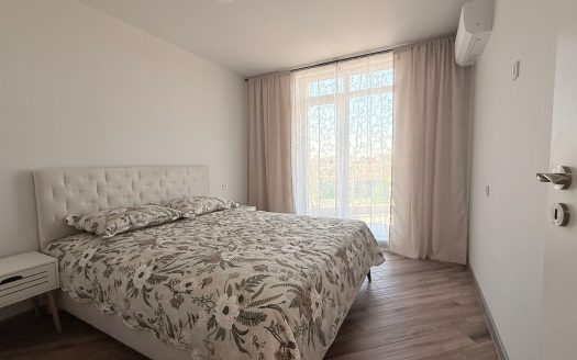 Four-bedroom apartment by the sea in Ravda ID: 101011