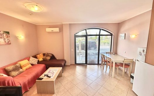 Трехкомнатная квартира в Royal Sun, Солнечный Берег ID: 100241