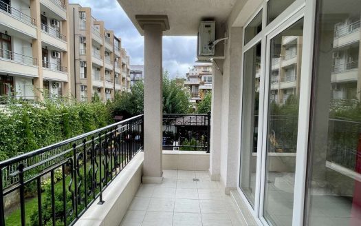 Two-bedroom apartment with a view of the pool in Sunny Beach ID: 100975