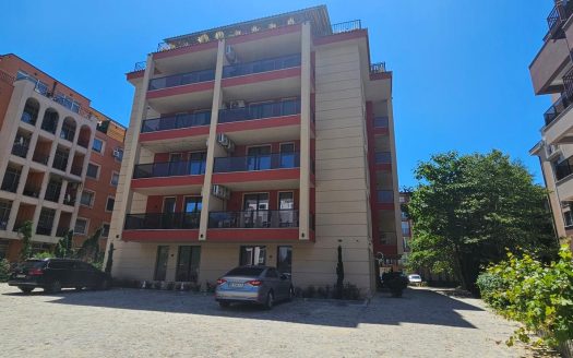 Студия с двориком в Sunny View Central, Солнечный Берег ID: 101883