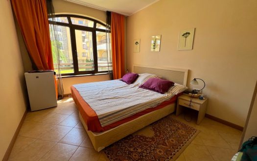 Двухкомнатная квартира с бассейном в Royal Sun, Солнечный Берег ID: 101931