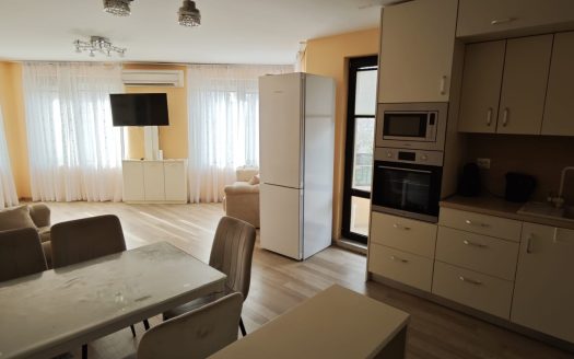 Трикімнатна квартира біля моря в Равді ID: 102285