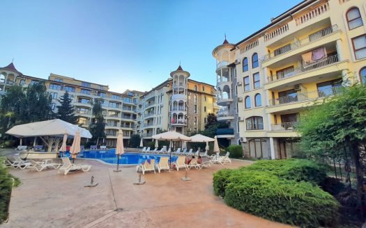 Three-room apartment with heated floors in Sunny Beach ID: 102351