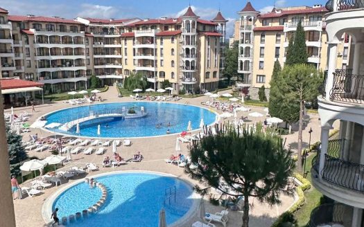 3-Bedroom Apartment with Pool View in Sunny Beach ID: 102866