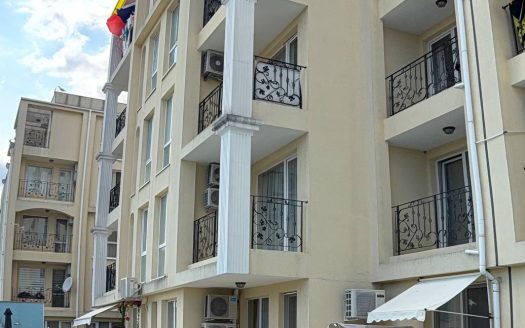 2-Bedroom Apartment with Views of the Mountains and Sveti Vlas ID: 104777