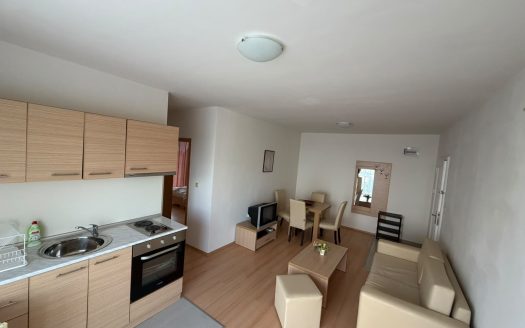 3-комнатная квартира в 400 м от моря, Солнечный Берег ID: 104785