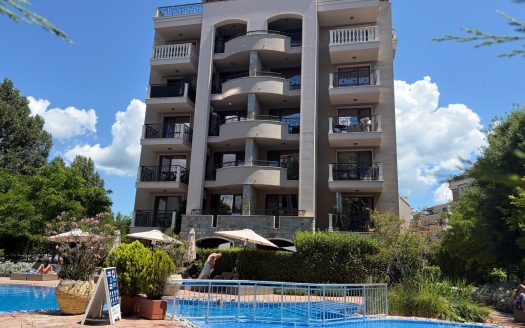 2-комнатная квартира с двориком в Cascadas Family Resort, Солнечный Берег ID: 105602