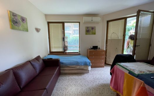 Студия с выходом во двор в Royal Dream, Солнечный Берег ID: 105902