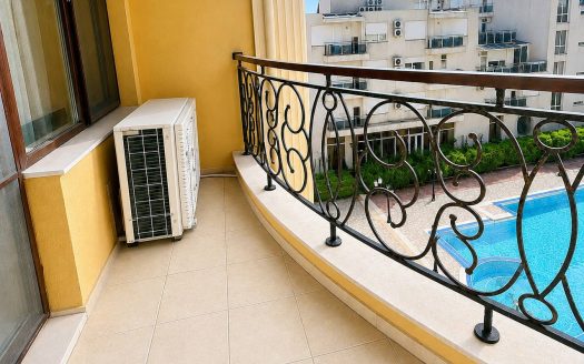 Renovated three-room apartment by the sea in Pomorie ID: 106777