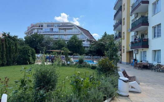 3-комнатная квартира в районе Чайка, Солнечный берег ID: 107082